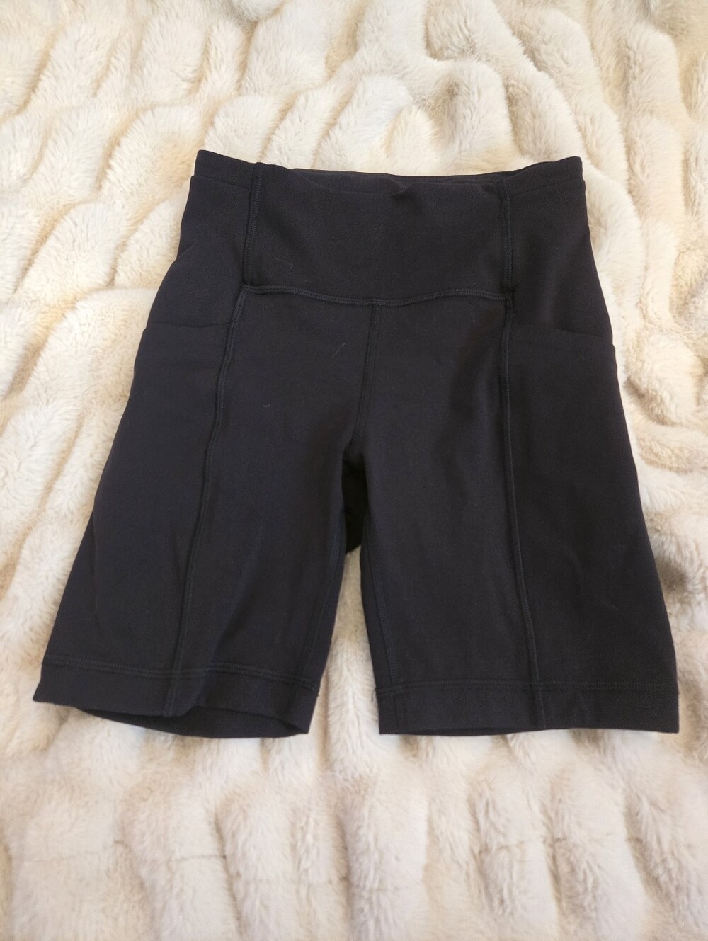 Lululemon Swift Speed High-Rise Short Black Biker Shorts Pocket [Size 2] NWOT